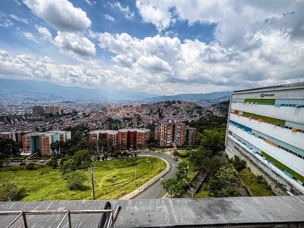 Photograph 106 from Medellín
